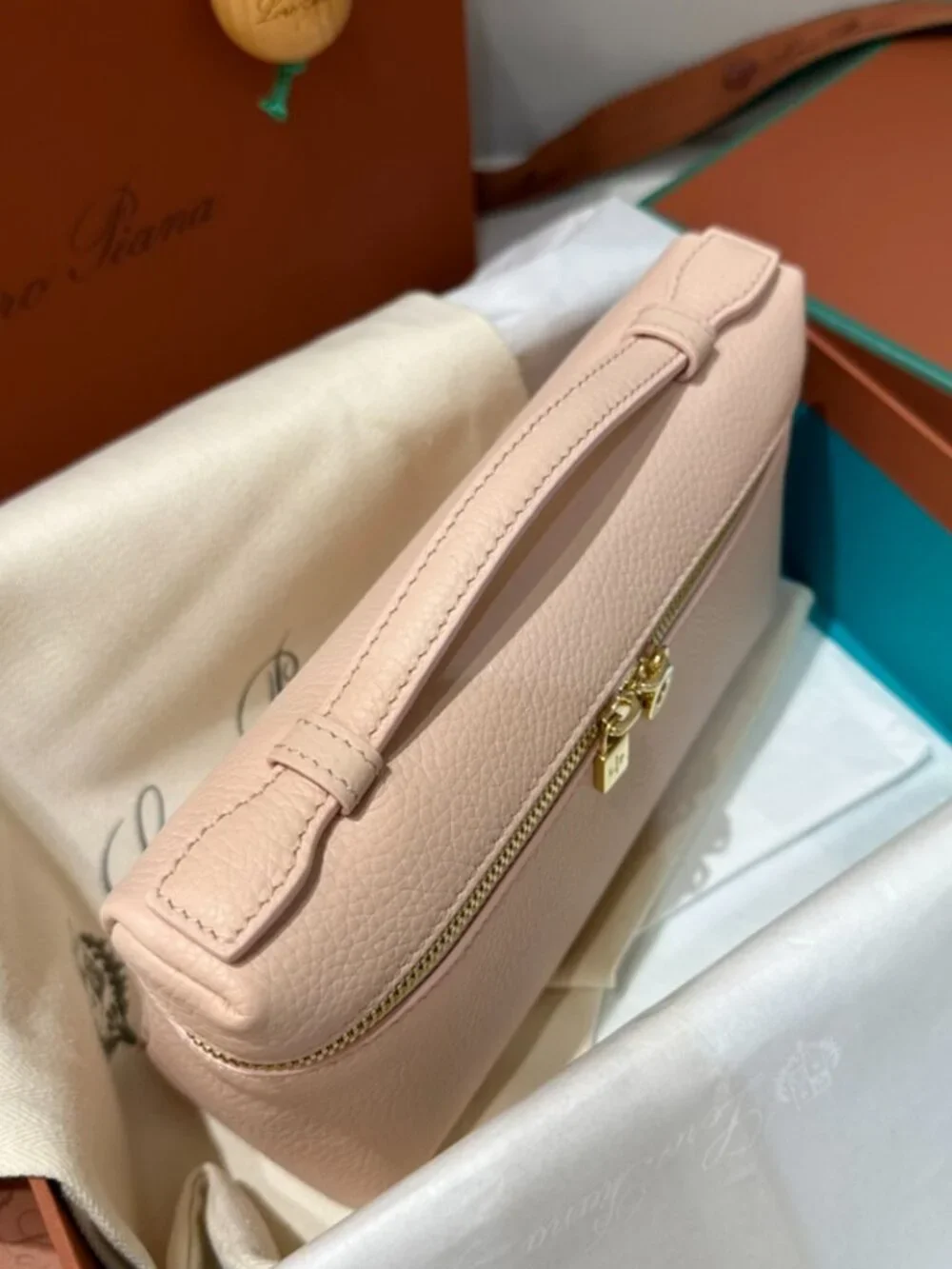 Loro Piana Extra Pocket L19 Pink